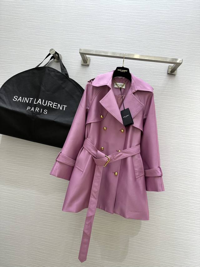 SAINT LAURENT ysl2FW 哑光风衣短款外套 帅气干练 双排金扣特别有味道 慵懒与率性时髦于一体的廓形感风衣 上身身材比例秒变超模 这个长度也不压