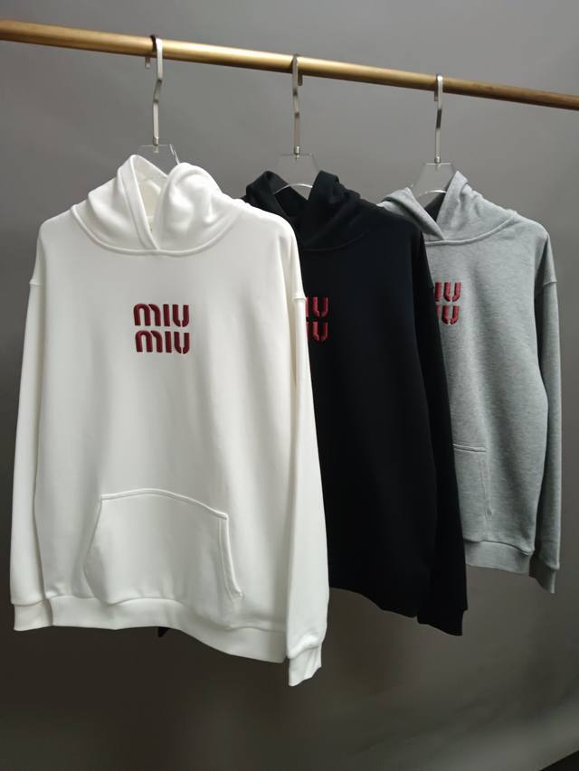 Miumiu刺绣字母卫衣，黑色，灰色 白色S M L现货发售