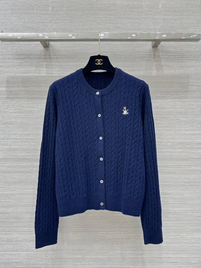 独家首发！高端品质控必入 RL* polo 24秋冬新品，学院风气质绞花圆领羊绒开衫！经典定位小熊刺绣设计经典版型高级又时髦！重磅560克重100%纯羊绒质感超