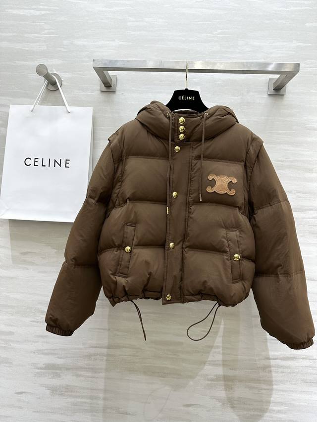 Celin2秋冬新款 拆卸袖子 功能性 连帽面包式羽绒服 经典宽松廓形版型不挑人 落肩可拆卸袖秒变小马甲 帅气减龄时髦百搭上身显瘦又保暖 一衣多穿 采用再生面料