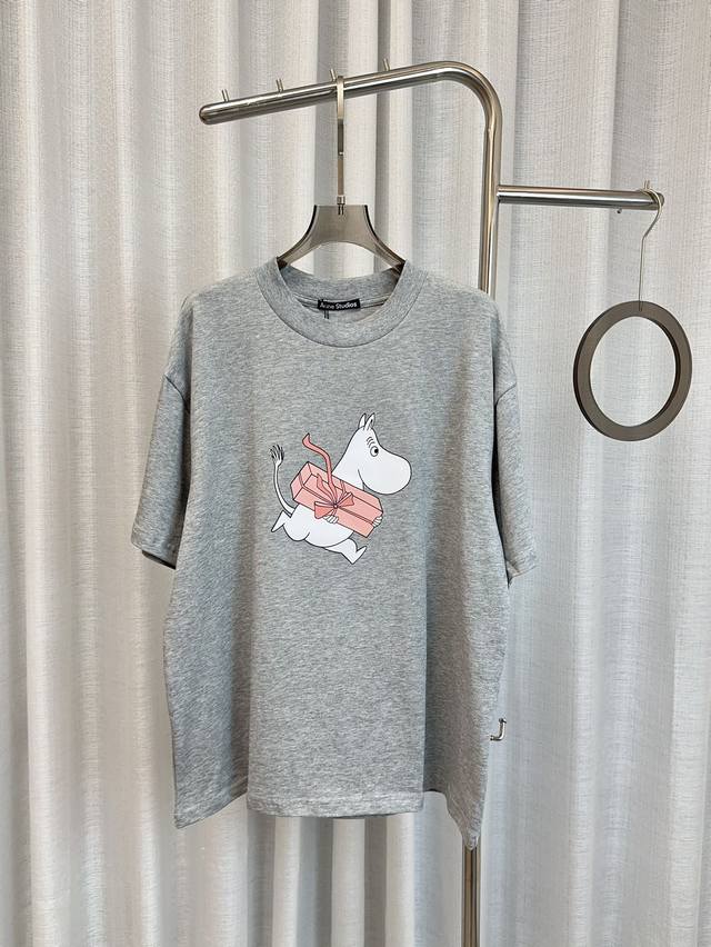 Ac*E新款联名款印花卡通图案徽标logo T-Shirt 定制纯棉面料 克重高质感好 舒适亲肤 采用印花徽标logo点缀 减龄活力 百搭潮款 男女同款 最高品