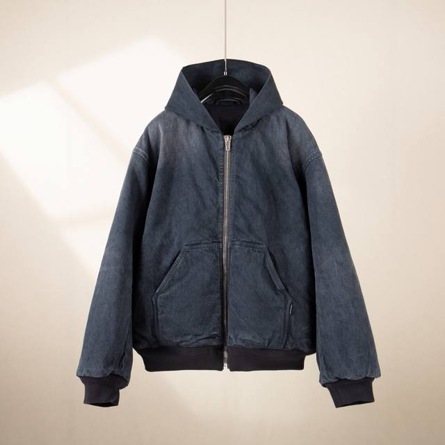 Ss新款 25Ssbalenciaga牛仔洗水bomber棉服超酷 穿搭、滑雪必备sml ：牛仔