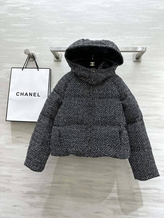 Chane2秋冬新款 雪花编织羽绒服 定制羊毛粗呢 非常重工 内里 白鸭绒填充保暖舒适 开模五金精致高级 高品质 现货首发size：S M L S码胸围：98，